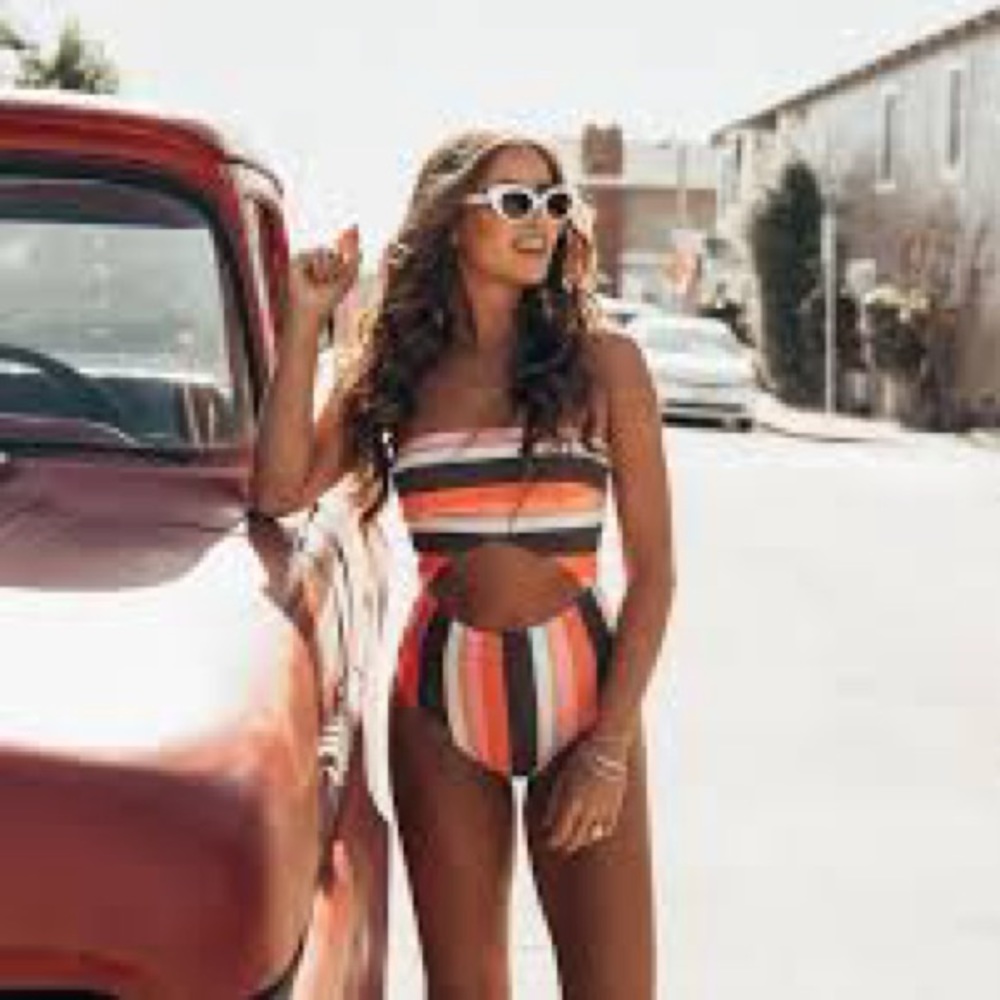 Albion stripe swimsuit sz medium